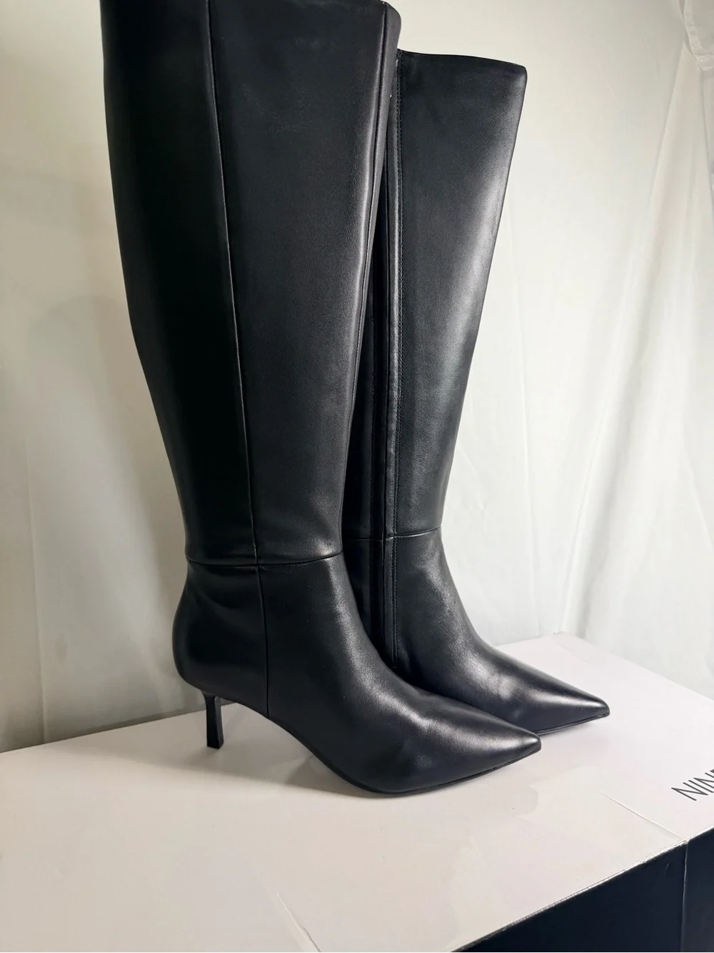 Nine West kimdee 9x9 Women's Black Knee-High leather Boots size 6